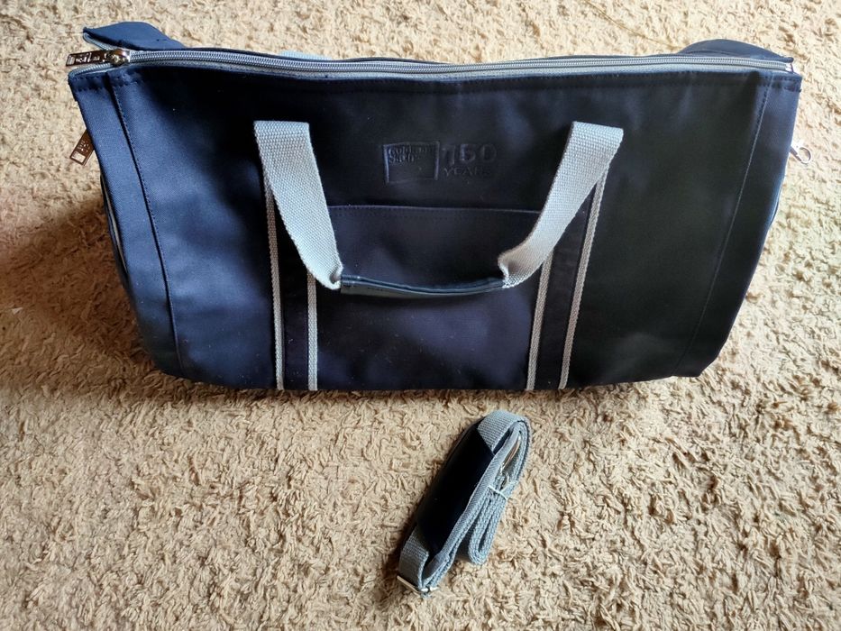 Новая дорожная сумка с плечевым ремнем