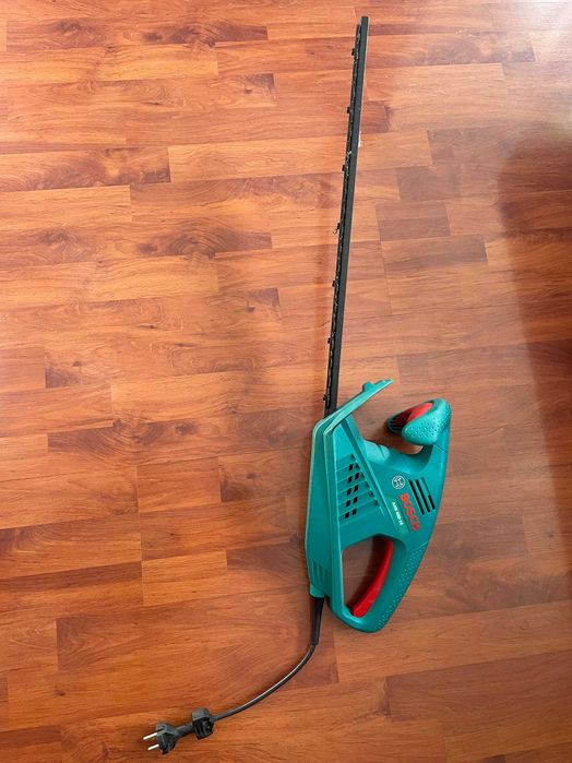Nożyce do żywopłotu Bosch AHS480-16
