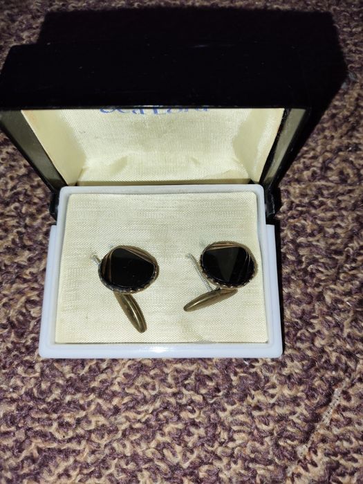 Запонки в коробочке