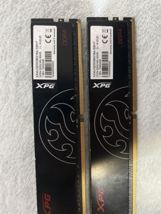 Ram 2 pentes 8 gb cada cl 16 ddr4 1.35v