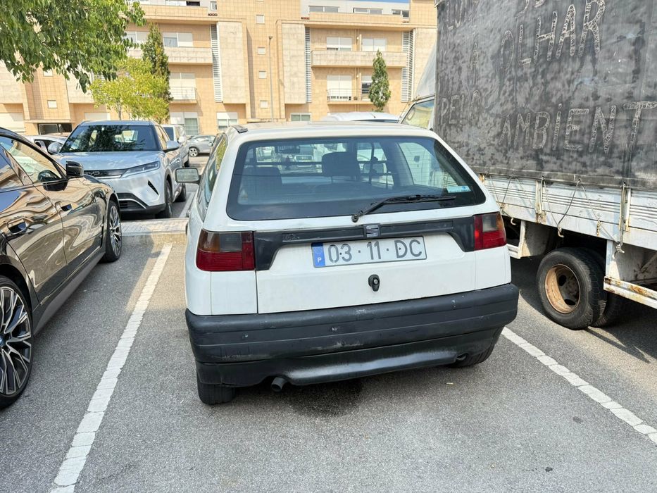 SEAT Ibiza 1993 .
