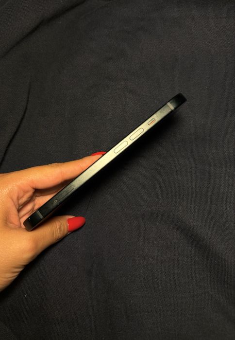 iPhone 15 128GB