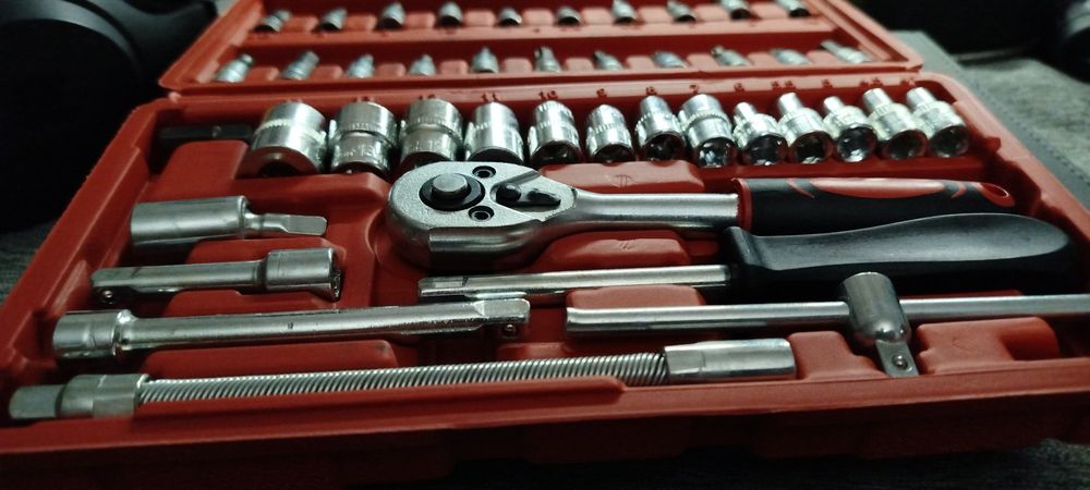 Nowy zestaw kluczy nasadkowych 46 PCS