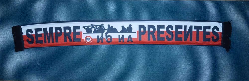 Cachecol Benfica No Name Boys