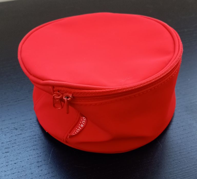 Nécessaire vermelho Bourjois