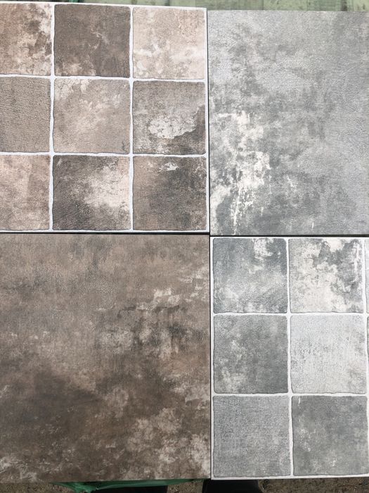 Плитка на підлогу