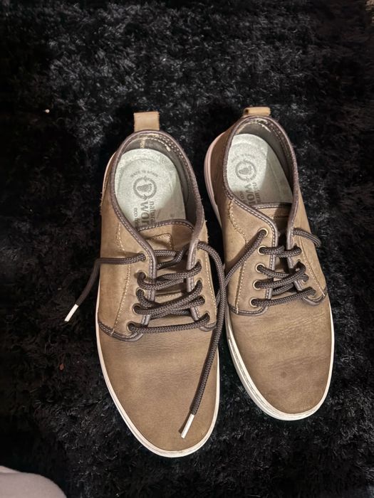 Venda de calcado, usado somente 2 vezes e esta novo em bom estado