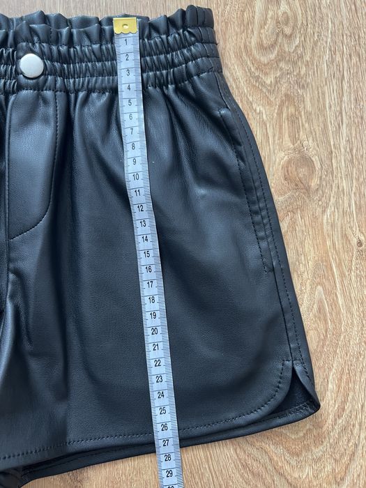 Шорты на девочку эко кожа Mango