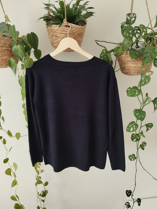 Bluzka dzianinowa, cienki sweter, z wiskozy, granatowa, luźniejszy fas