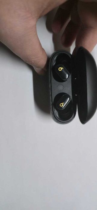 TWS Beats by Dr. Dre Studio Buds+ black
