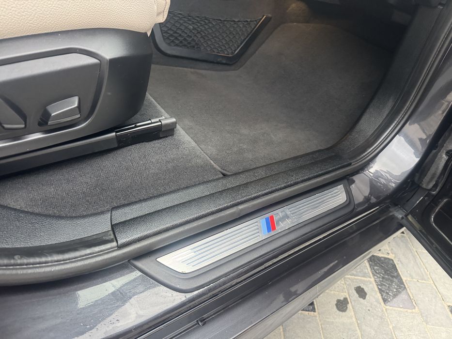 Продам власне авто BMW x4 в М-пакеті