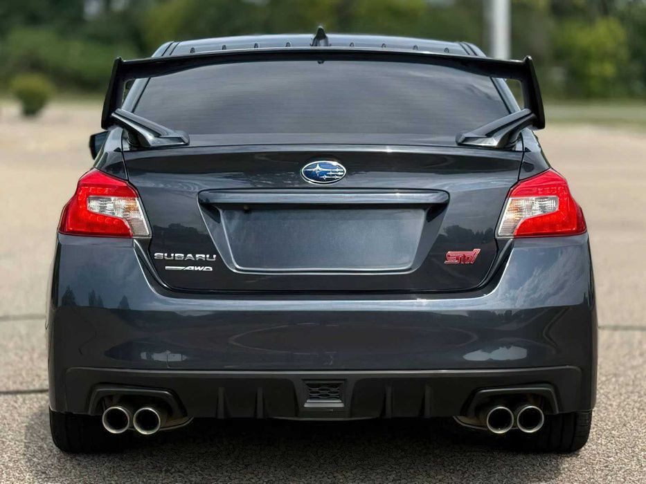 Subaru WRX STI Limited      2017