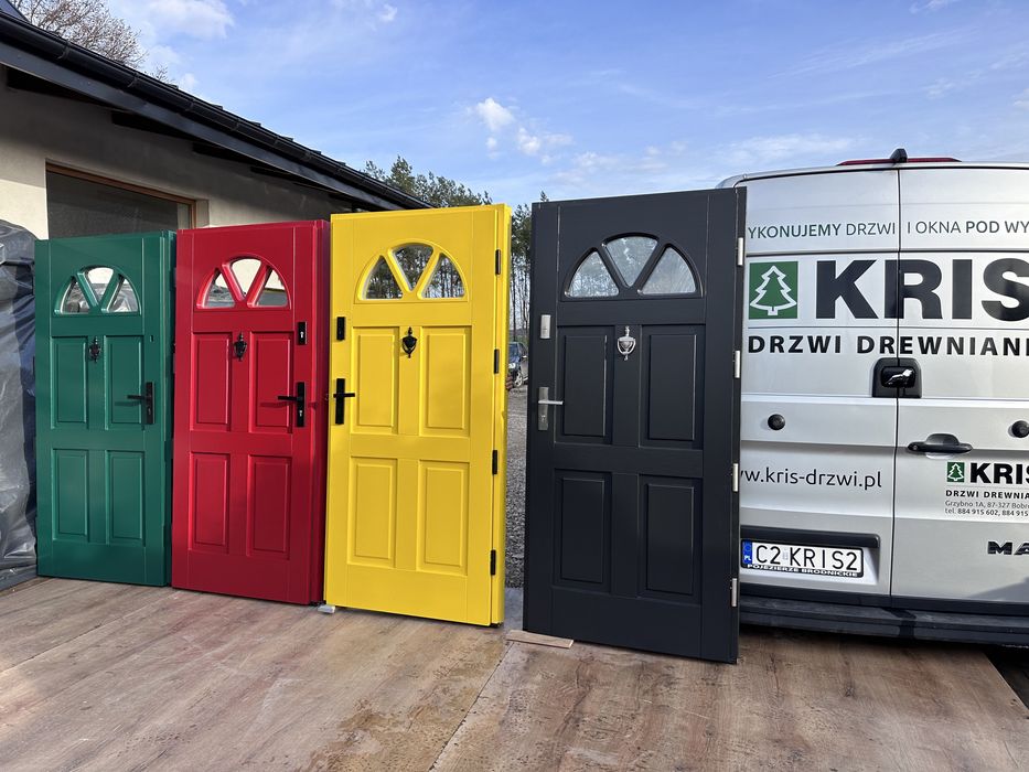 Drzwi zewnętrzne drewniane OD RĘKI żółte RAL1023