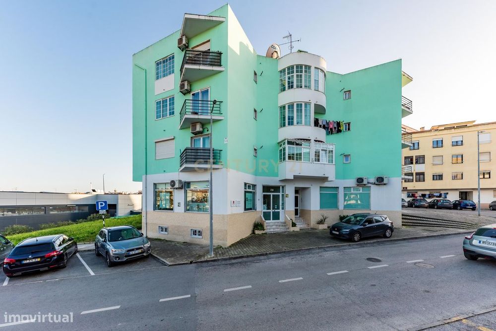 Apartamento T3 em Paivas - Amora