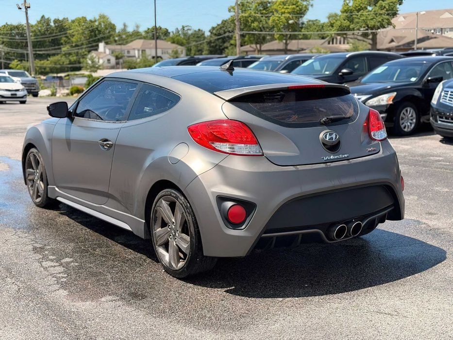 Hyundai Veloster Turbo      2015