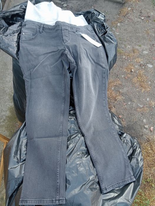 Nowe spodnie ciążowe