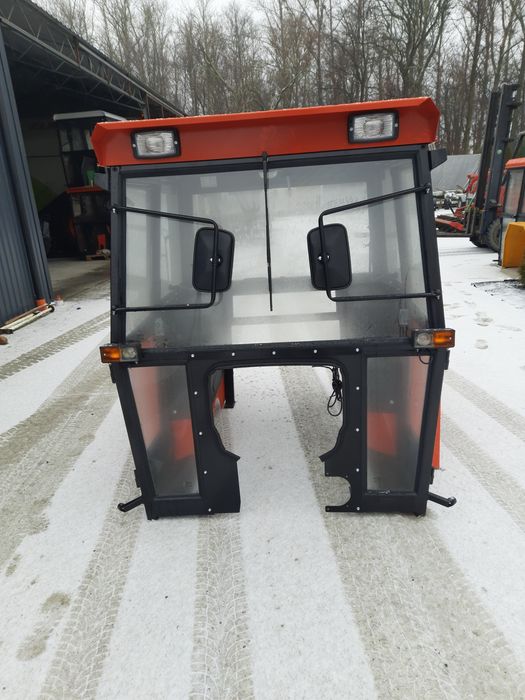 Kabina kabiny ciagnikowe c330 c360 mf t25 bizon