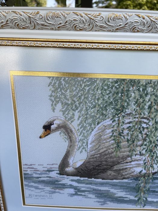 Вишита картина хрестиком на канві,ручна робота