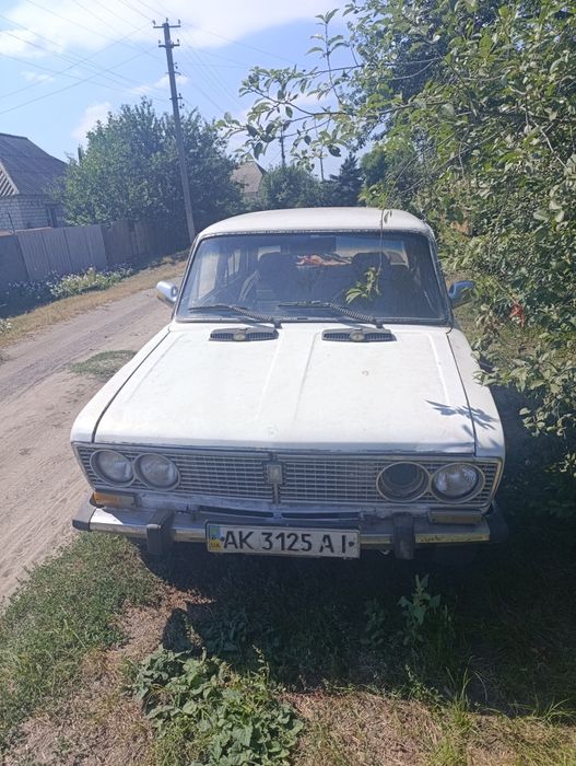 Продам ваз 2103, досить бадьора