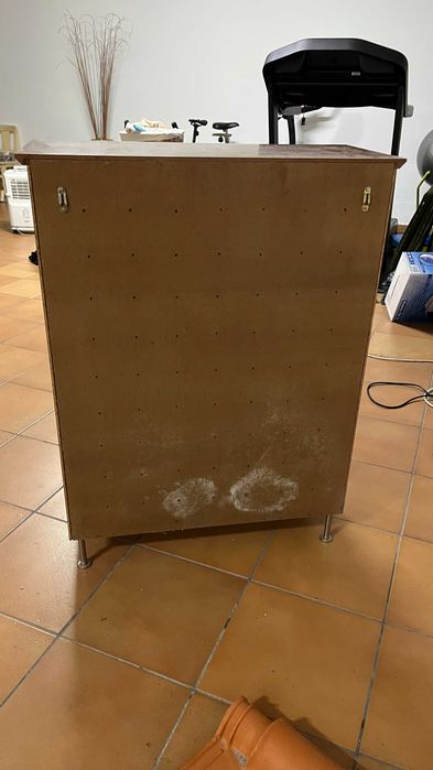 Sapateira em cerejeira