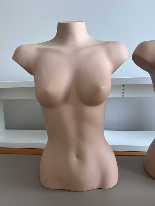 manekin popiersie beż matowy