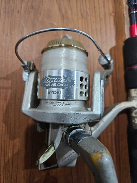 Conjunto de pesca Caperlan Ilicium/Ryobi Applause