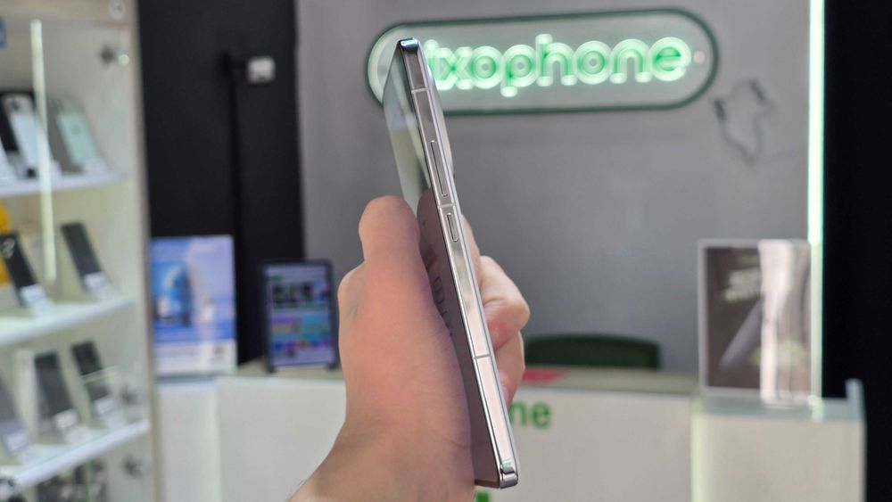 Магазин vivo iQOO 13 16/512GB White (BMW M branding) Гарантія