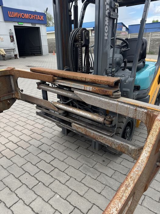 Komatsu FD25T-16 Навантажувач Захват Кіповий