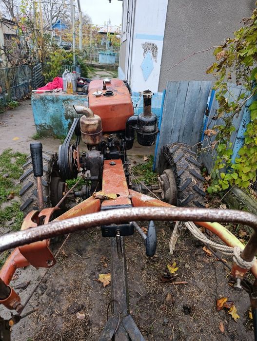 Продам мотоблок .ціна до кінця місяця