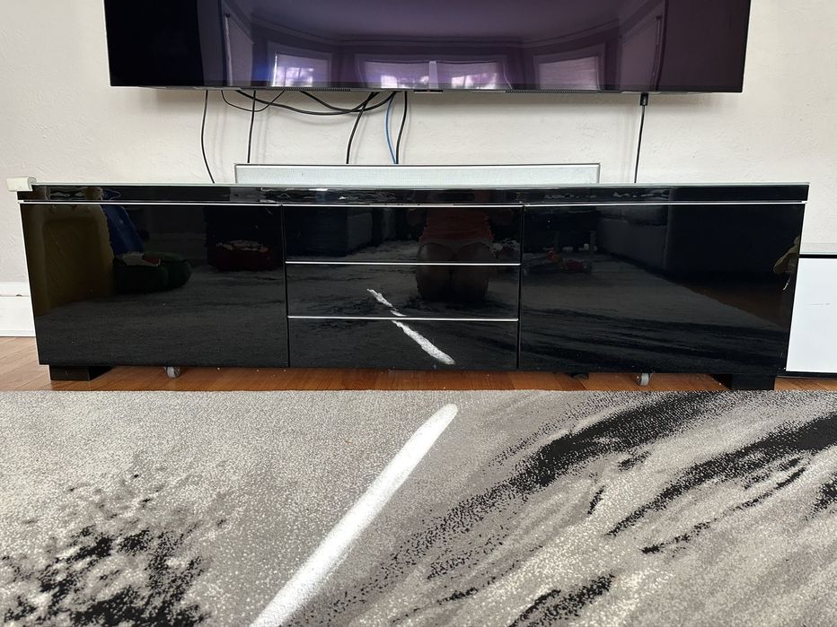 Móvel TV ikea besta burs preto brilhante 180x41x49 cm