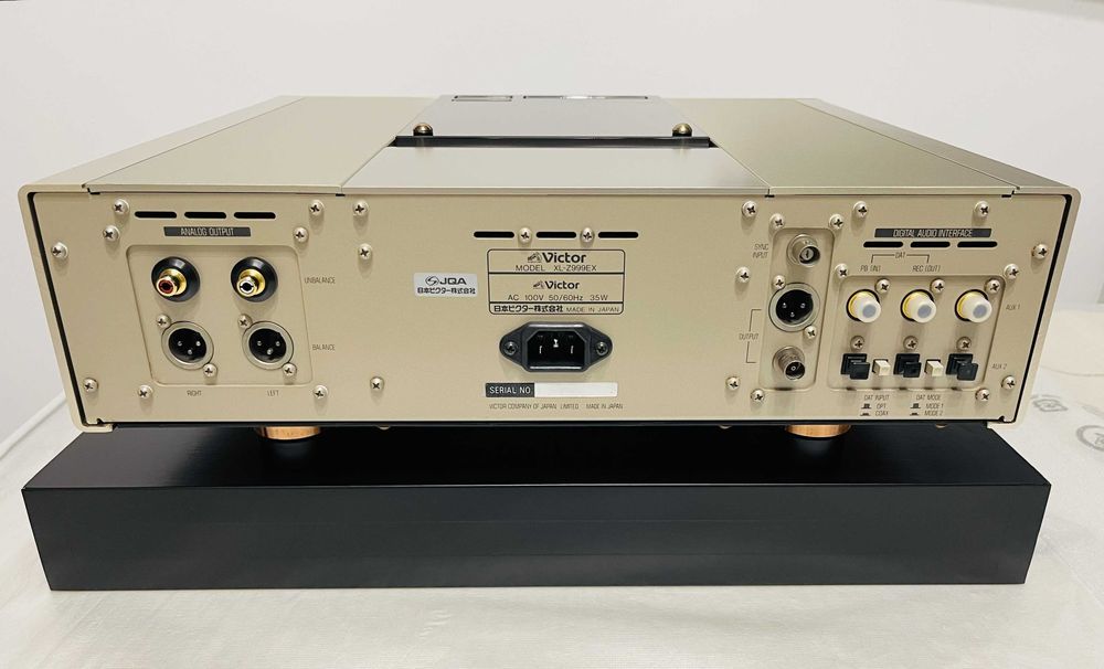 Продам топовый CD-проигрыватель Victor XL-Z999EX: 264 600 грн