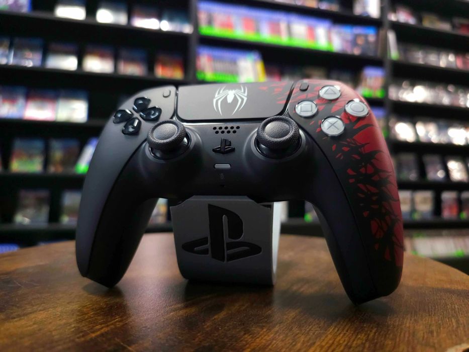 Limitowany Pad PS5 DualSense Edycja Spider-Man 2 - Sklep Będzie Granie Katowice