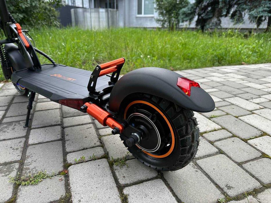 Электросамокат черный XBUST 0O1 REV2 (800 Вт, 15А) Електросамокат XB