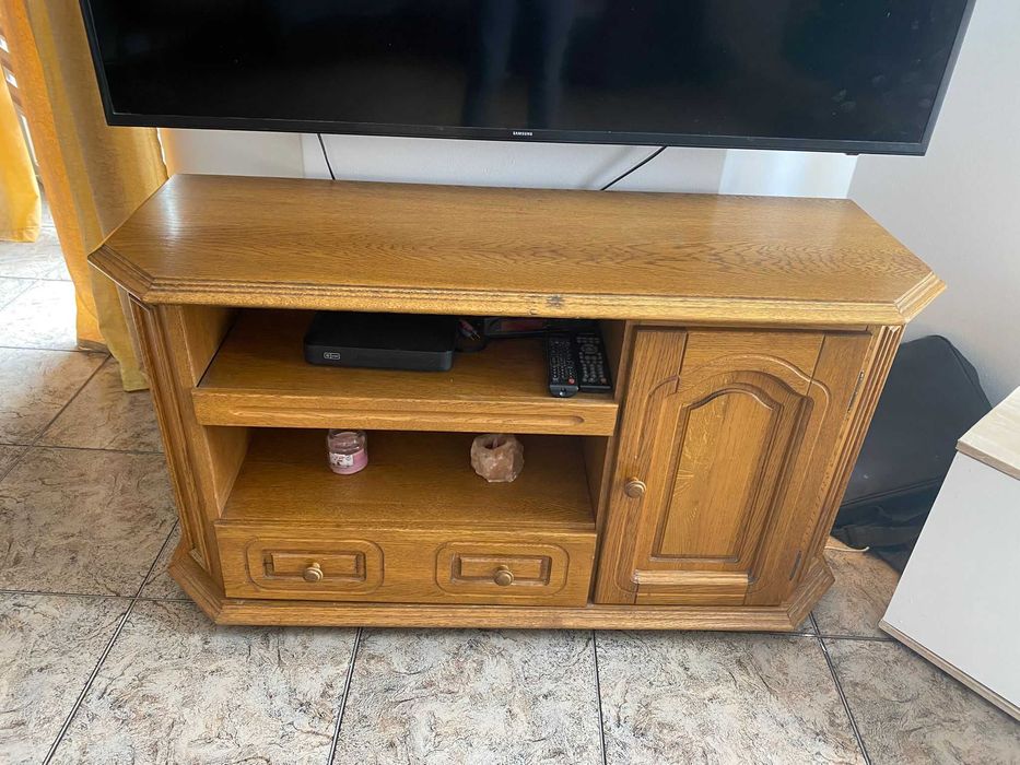 Stolik komoda dębowa pod telwizor