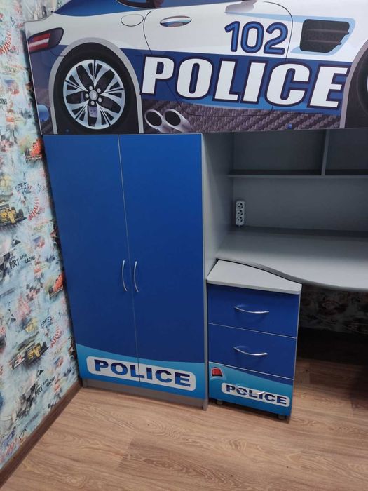 Дитяче ліжко-кімната