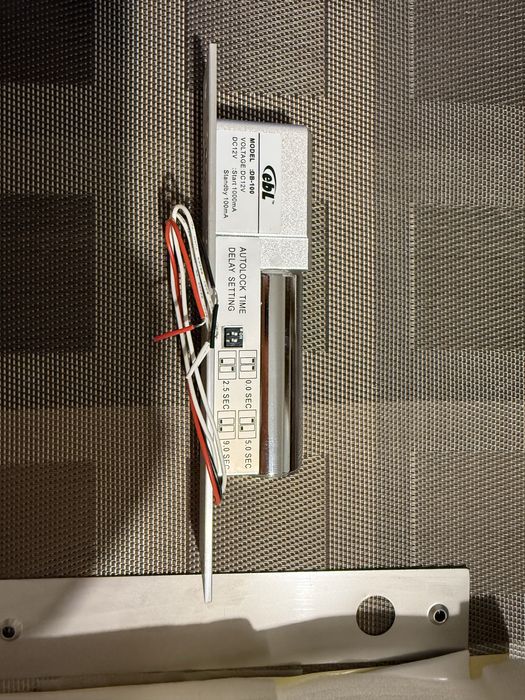 Электромеханический врезной замок CebL