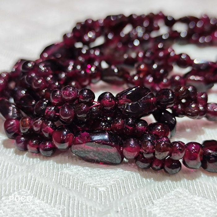 Naszyjnik (korale kolia) i kolczyki granat naturalny.