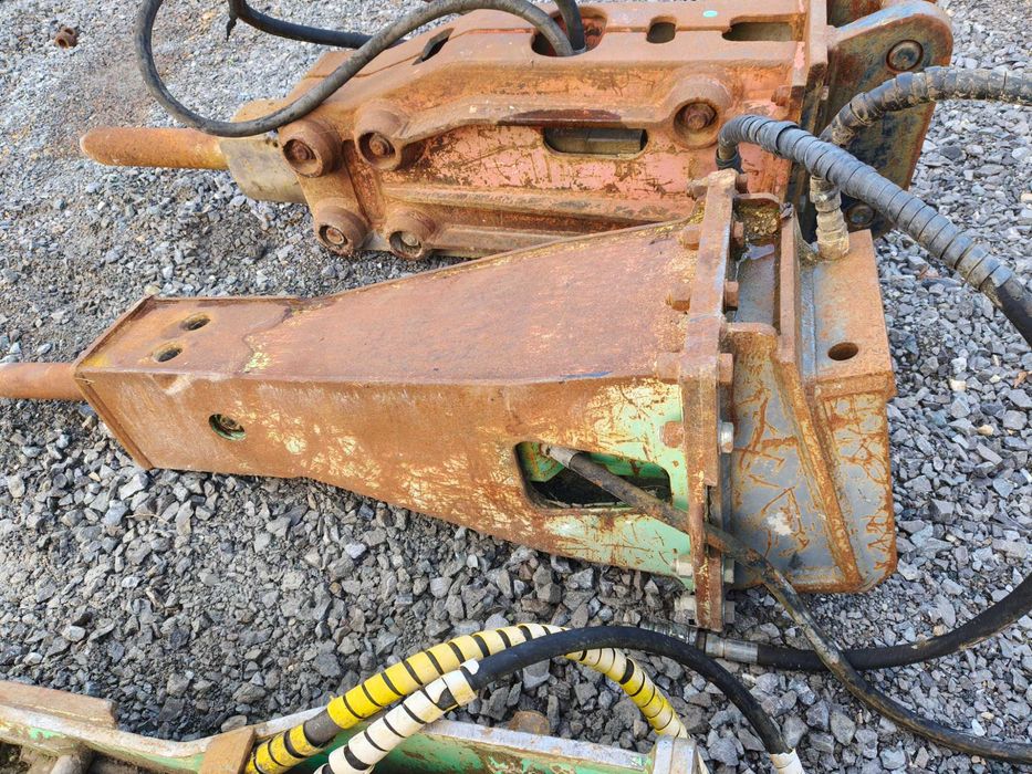 Młot wyburzeniowy do koparki Atlas copco