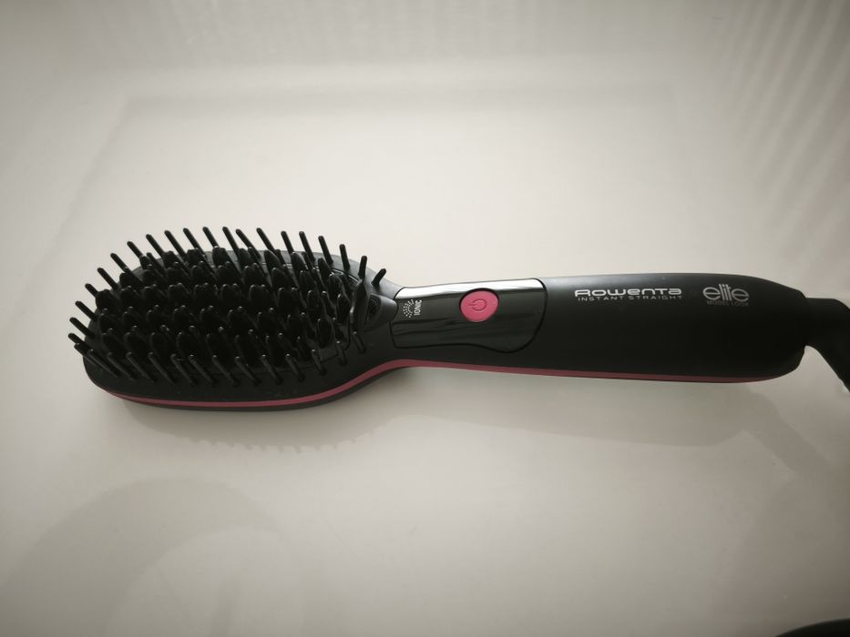 Vende se escova alisadora Rowenta instant straight elite