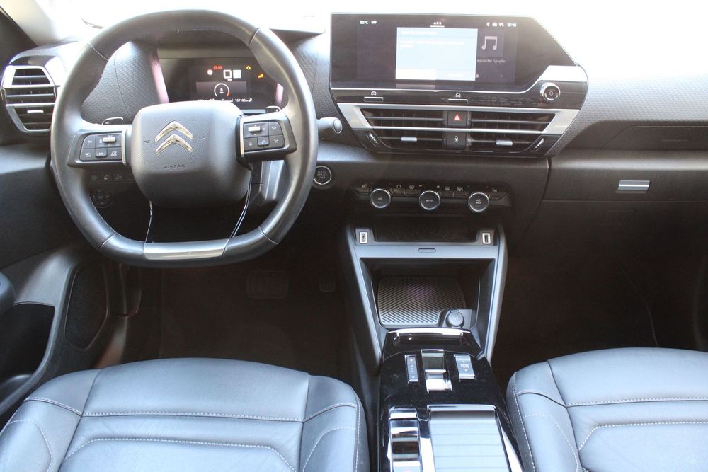 Citroën C4 X PureTech 130 Stop&Start EAT8 SHINE