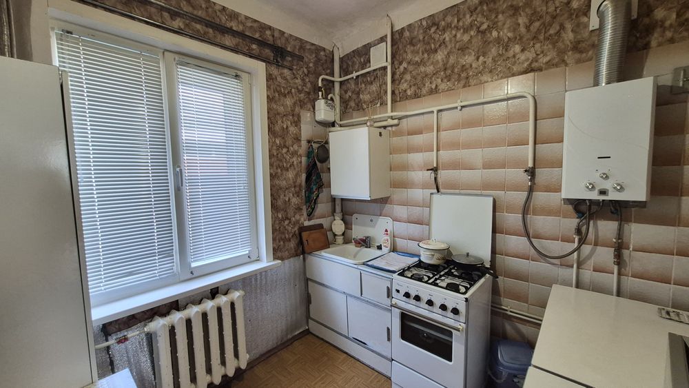 Продам 2 ком, Сталинка, Центр, Мебель, Техника