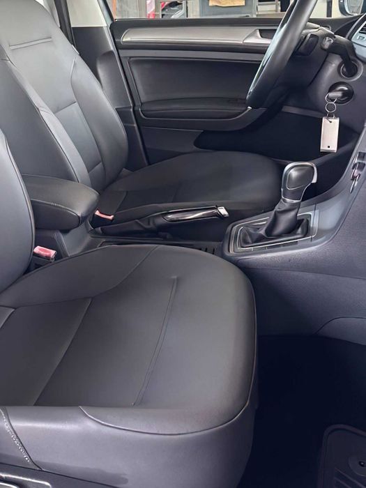 Volkswagen Golf      2015