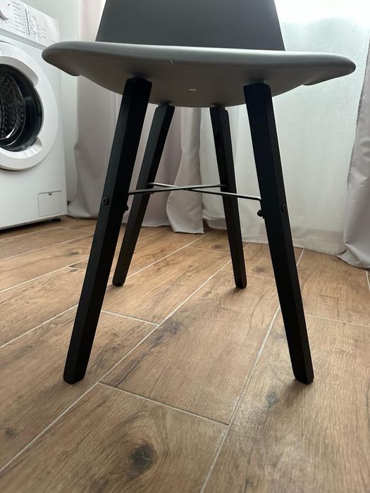 Стільці кухонні 3 штуки