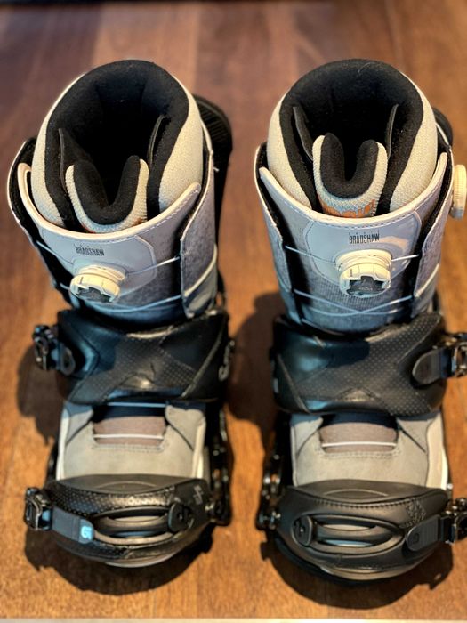 Botas de Snowboard tamanho 10.5 + Binder. Como Novos!