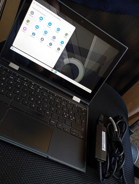 Lenowo 300e 2nd gen Chromebook laptop do internetu 1 Gbit !