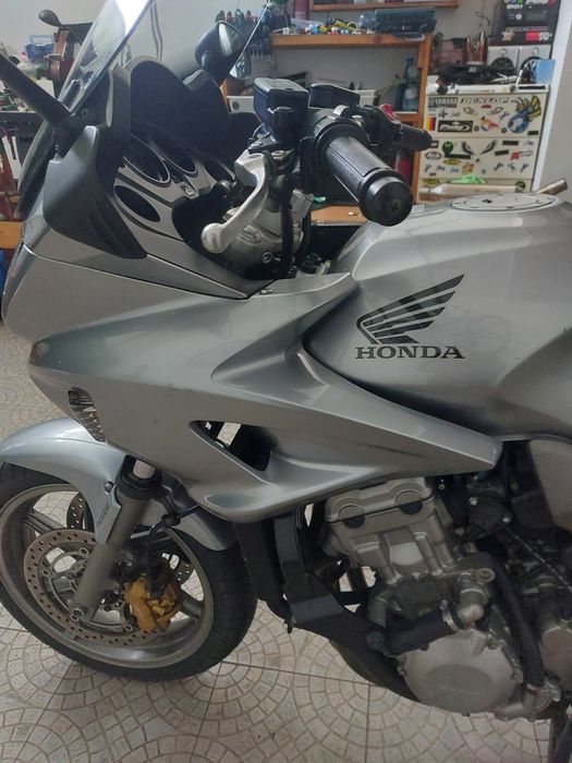 Honda CBF1000 abs,excelente estado de conservação nacional