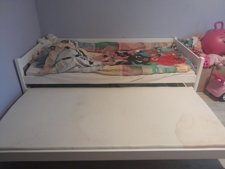 Łóżko podwójne wysuwane