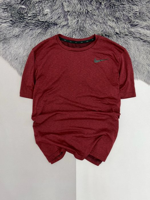 Футболка Nike Dri Fit М розмір Р666