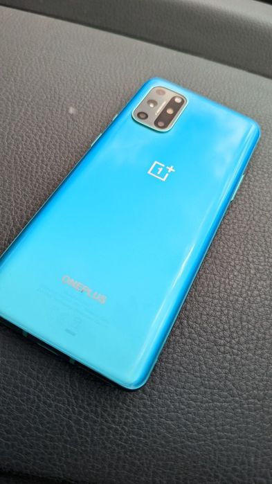 Продам Oneplus 8t 8/128gb
