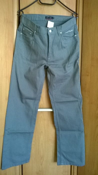 Nowe! Eleganckie męskie spodnie marki PIERRE CARDIN. Rozmiar 32.